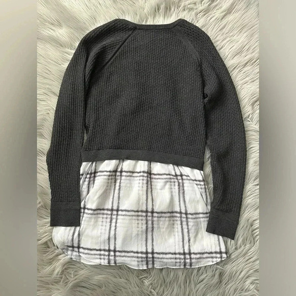 CLUB MONACO Callena Sweater in Charcoal Size Small - Picture 3 of 6